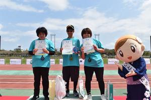 平和トリムマラソン表彰式10