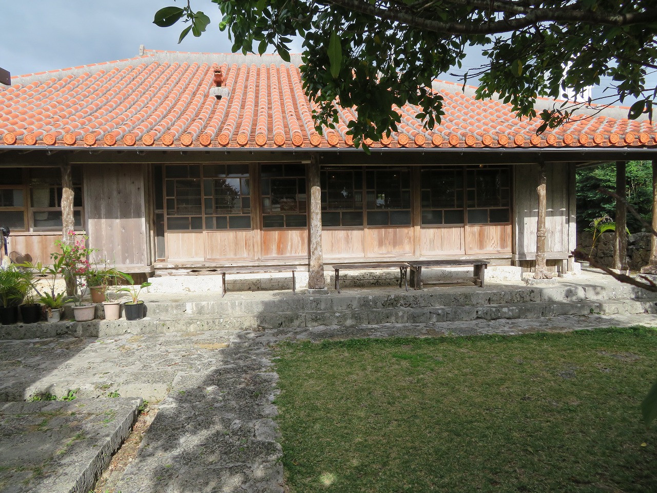 主屋縮２