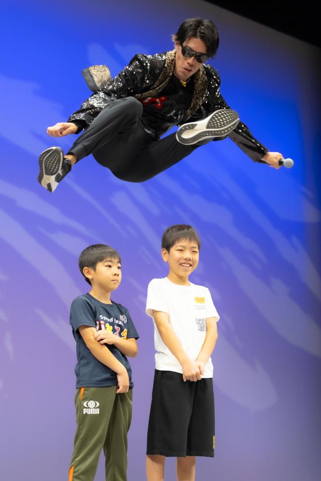 10