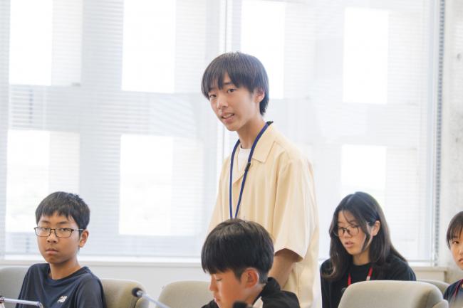 04