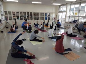 猫背改善ストレッチ1