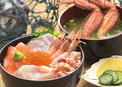 海鮮丼の画像