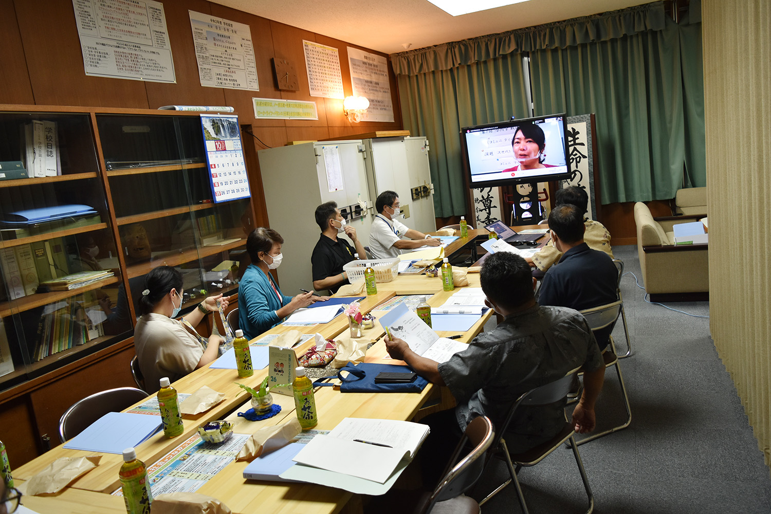 西崎中学校の様子の画像２