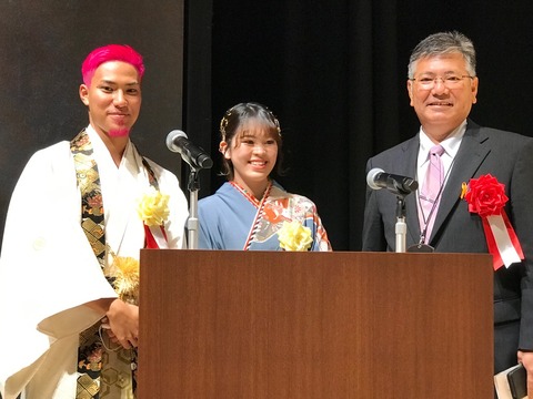 ※写真は司会者のみなさんですの画像1